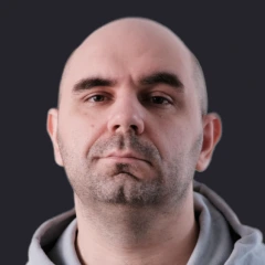 Данил Денеко