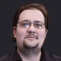 Игорь Емельянов