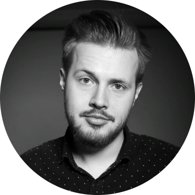 Геннадий Захаров